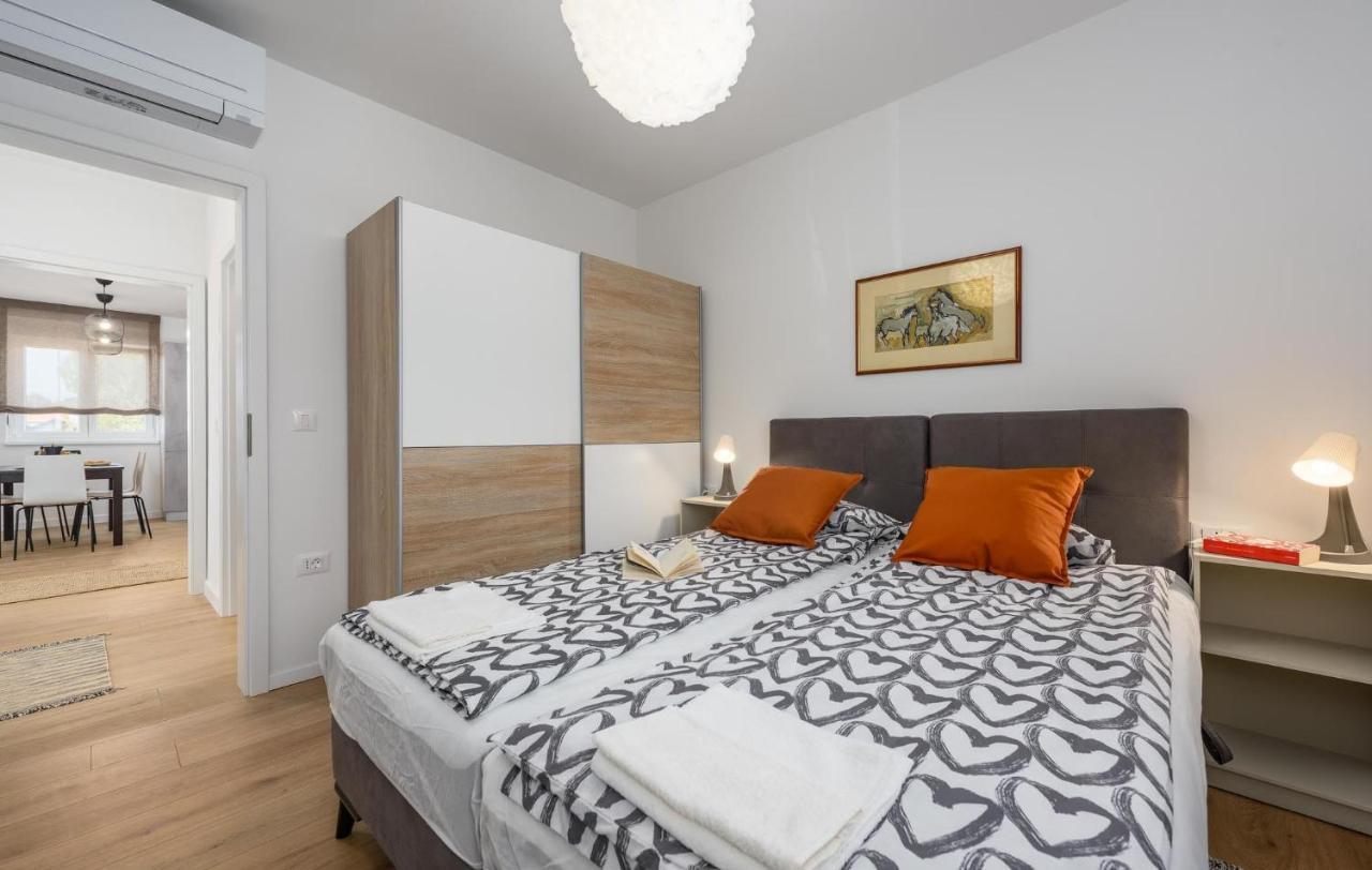 Apartmani Lucija Пореч Экстерьер фото