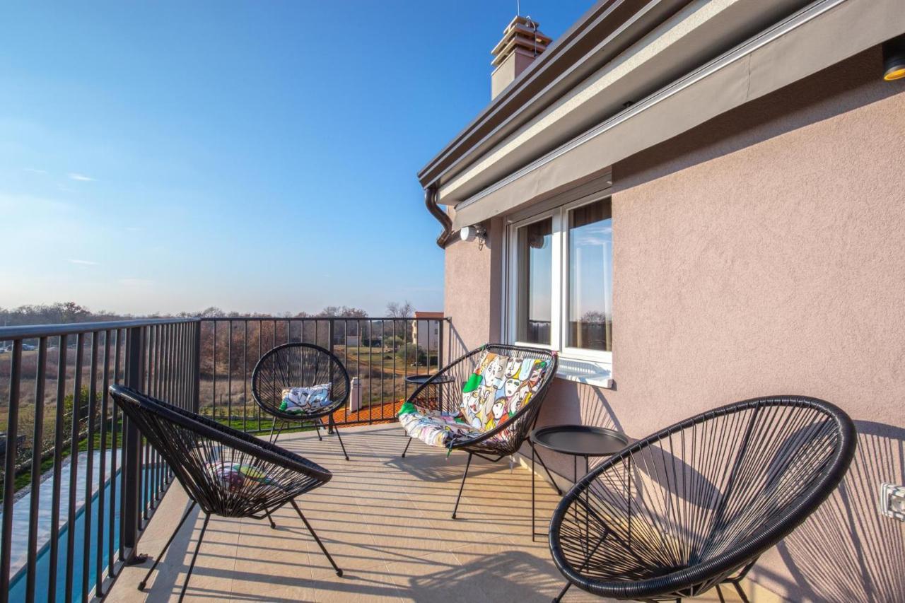 Apartmani Lucija Пореч Экстерьер фото